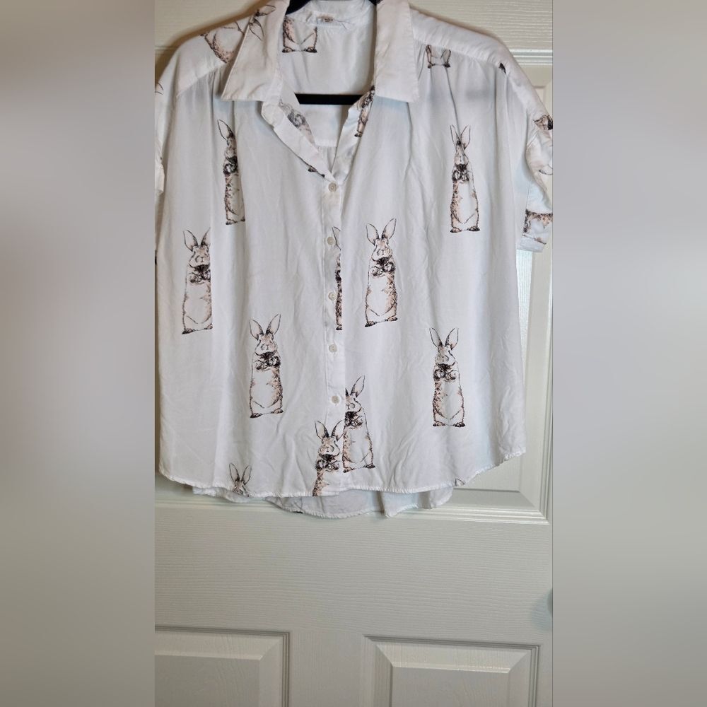 Jane + Delancey L White Bonnie Print Shrtslv Rayon Buttons Up Women’s Shirt - Picture 3 of 8